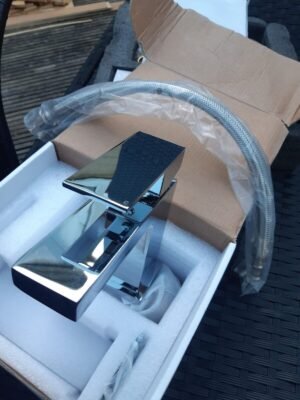 NEW Modern Waterfall Bathroom Tap Basin Sink Mono Mixer Chrome Cloakroom + Waste
